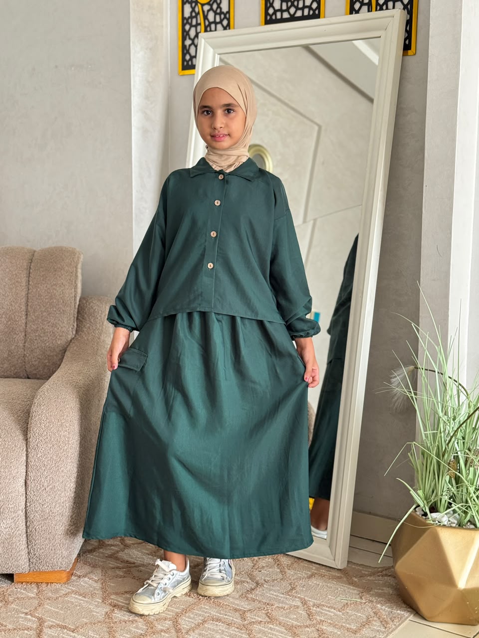 SARA-AKHDAR-PETROL-10